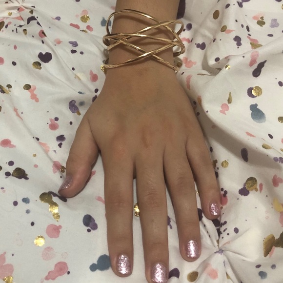 NEW ✨Metallic Braided Wide Cuff Bracelet - Picture 4 of 6